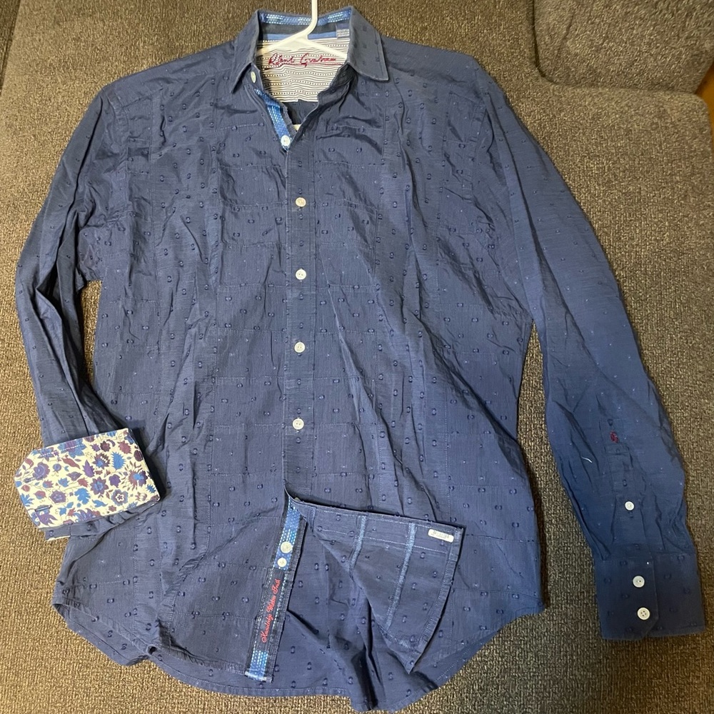 Robert Graham “Flip cuff” Button up L EUC